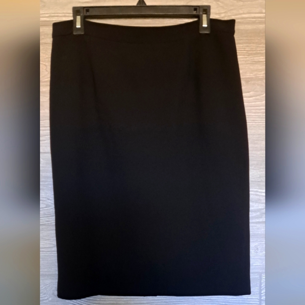 Jones New York black dress suit skirt, size 10.